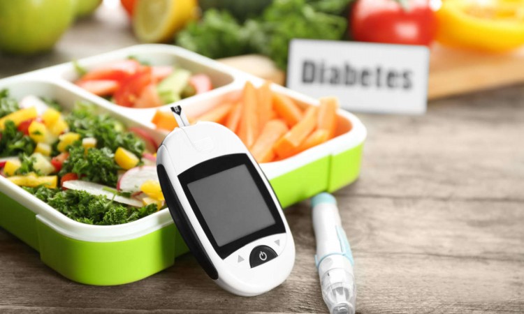 Dieta cukrzycowa – co powinien jeść cukrzyk? Produkty dozwolone i przeciwwskazane dla chorych na cukrzycę - zdjęcie