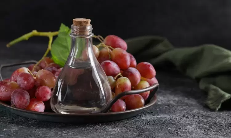 Olej z pestek winogron – dobry dla zdrowia, ale nie w nadmiarze. Wszystko co musisz wiedzieć o OPC w jednym miejscu - zdjęcie