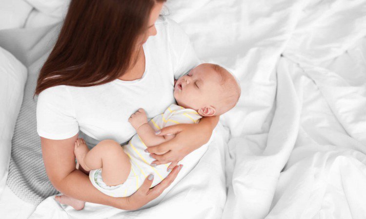 Skoki rozwojowe u niemowląt i w pierwszych latach życia – czym się charakteryzują? - zdjęcie